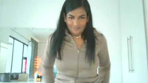 Snapshot of indiansavage1 chatting on June 18, 2026, 5:08 am rani online show from June 18, 2026, 5:08 am