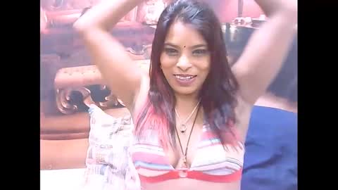 indiansexyass4u2luv online show from February 18, 2025, 6:48 am