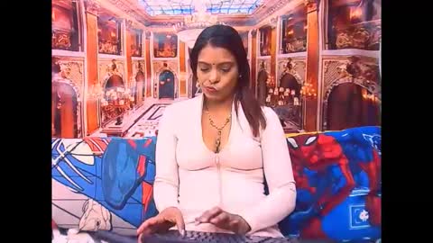 indiansexyass4u2luv online show from November 16, 2025, 8:03 pm