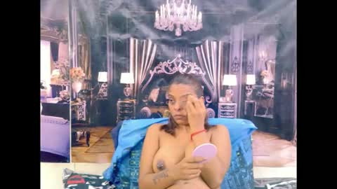 indiansexyass4u2luv online show from March 25, 2026, 10:32 am