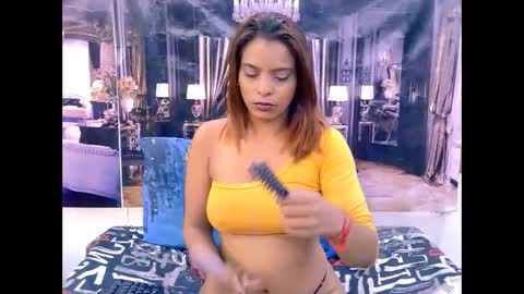 indiansexyass4u2luv online show from March 28, 2026, 9:25 pm