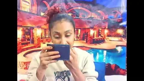 indiansexybutt4u2luv online show from March 22, 2026, 5:44 am