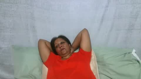 Snapshot of indiansexymilf chatting on June 27, 2026, 12:33 pm candice online show from June 27, 2026, 12:33 pm