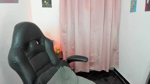 Diana online show from February 5, 2026, 2:49 am