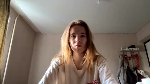 Sofia online show from June 10, 2026, 1:43 pm