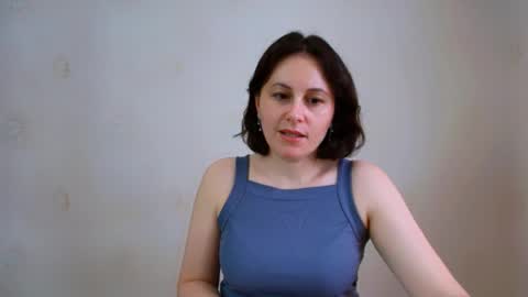 Inessa online show from June 3, 2026, 10:29 am
