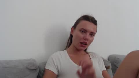 Sweet girl online show from June 28, 2026, 10:10 am