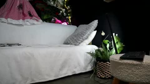 IngAdn online show from October 1, 2025, 5:08 pm