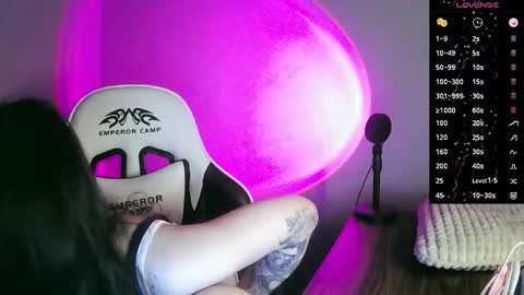 Inga online show from November 22, 2025, 6:07 pm