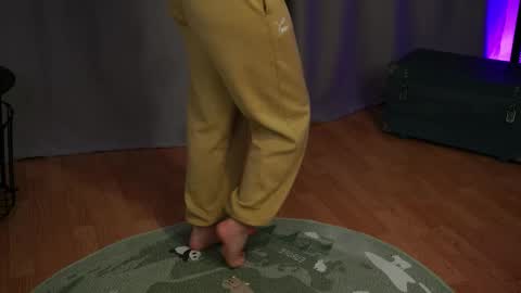 ingerperrucci online show from November 14, 2025, 3:38 am