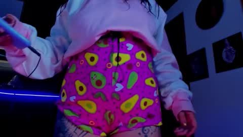 demon online show from November 17, 2025, 5:24 am