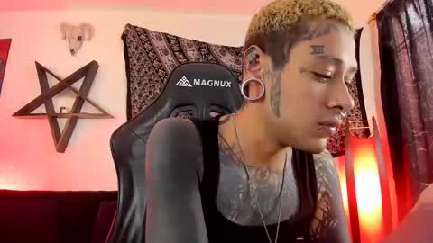 Dani  online show from October 22, 2025, 4:18 pm