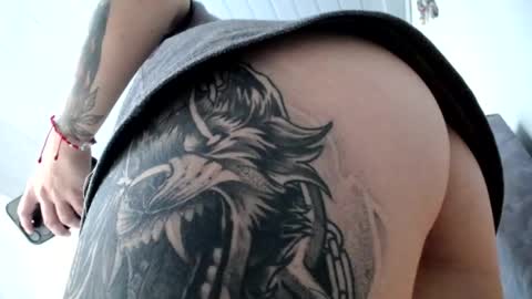 lyan onlyfans n linda online show from April 16, 2026, 8:09 pm