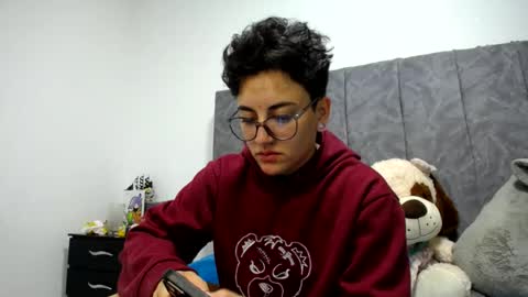 lyan onlyfans n linda online show from July 3, 2026, 1:56 am