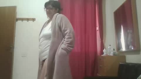 inna46_ online show from October 20, 2025, 8:59 am