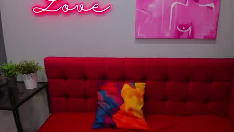 Snapshot of innalovely chatting on June 2, 2026, 1:29 am Inna online show from June 2, 2026, 1:29 am
