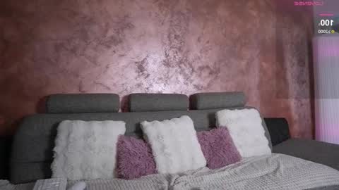 InnesTaylor online show from November 5, 2025, 5:18 am