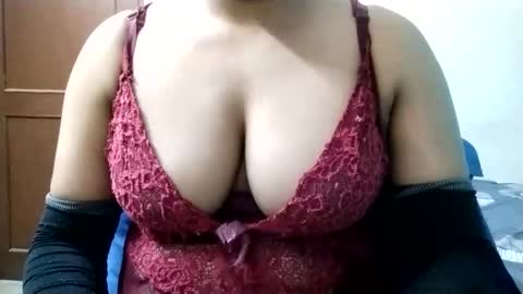 Snapshot of innocent_mannu chatting on June 10, 2026, 4:50 pm Innocent mannu online show from June 10, 2026, 4:50 pm
