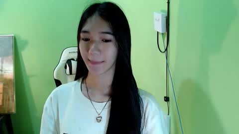 Reign online show from November 3, 2025, 7:04 pm