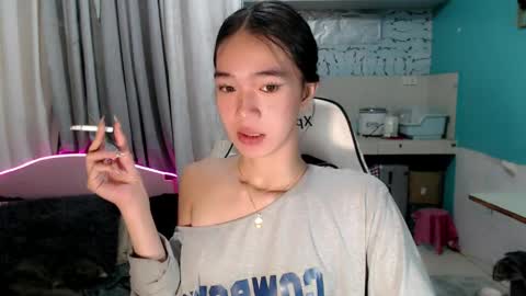 Reign online show from April 19, 2026, 5:23 pm