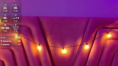 innocenthazel online show from October 25, 2025, 3:03 am