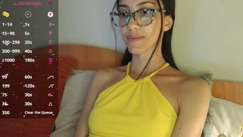 Laroa online show from January 27, 2025, 11:54 pm