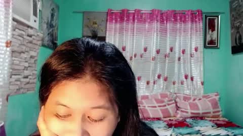 inocent_joy online show from February 13, 2025, 7:31 pm