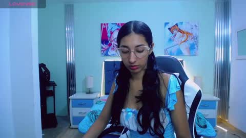 Snapshot of inocent_luna chatting on May 23, 2026, 1:44 am Luna moon online show from May 23, 2026, 1:44 am