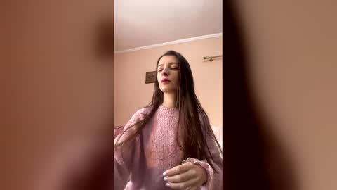 inocent_rossy13 online show from February 18, 2026, 12:12 pm