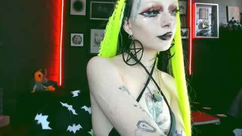   SANIA  online show from February 18, 2025, 5:10 pm