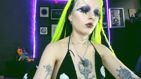   SANIA  online show from February 20, 2025, 8:03 pm