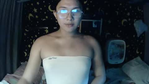 MAXINE online show from October 9, 2025, 7:28 am