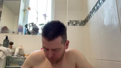 InterestedHun online show from April 22, 2026, 11:45 am