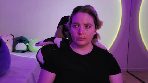 Faye online show from December 16, 2024, 1:11 pm