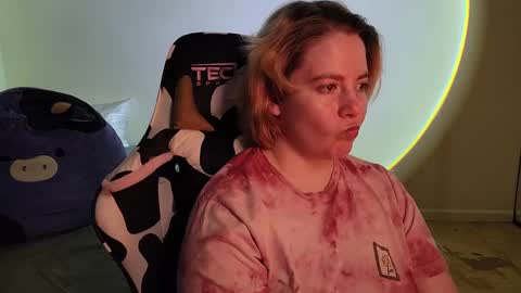 Faye online show from January 17, 2025, 4:28 am