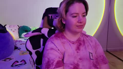 Faye online show from January 22, 2025, 6:10 am