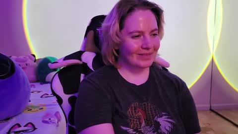 Faye online show from February 14, 2025, 10:17 am