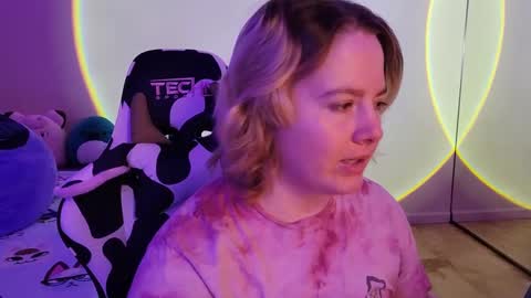 Faye online show from February 26, 2025, 8:48 am