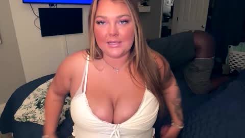 Snapshot of interracialfun379687 chatting on April 28, 2026, 3:22 am interracialfun379687 online show from April 28, 2026, 3:22 am