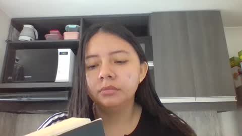 Iris 3 online show from September 12, 2025, 2:28 pm