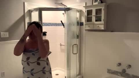 IntoTheWoodsWeGo online show from October 7, 2025, 11:02 pm