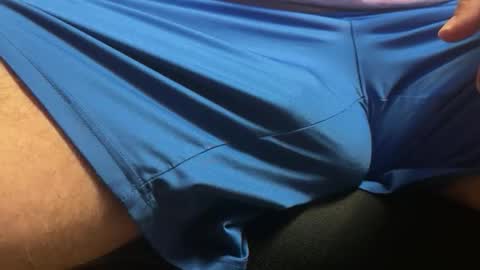 intressiert online show from April 15, 2026, 6:48 pm