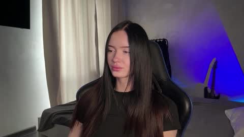 Morana online show from March 17, 2026, 4:17 am