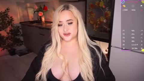 Snapshot of irena_barr18 chatting on November 24, 2025, 5:34 pm Irena Barr online show from November 24, 2025, 5:34 pm