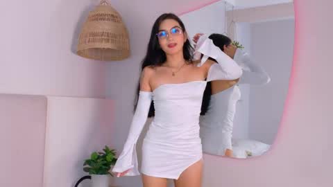 Snapshot of iriataylor chatting on May 24, 2026, 2:00 pm Iria online show from May 24, 2026, 2:00 pm