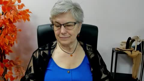 Snapshot of iris_xdesire chatting on September 26, 2025, 7:34 am I R I S online show from September 26, 2025, 7:34 am