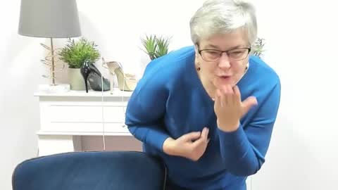 Snapshot of iris_xdesire chatting on January 19, 2026, 7:01 am I R I S online show from January 19, 2026, 7:01 am