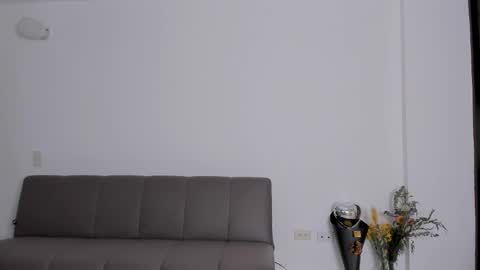 Iris Fit online show from January 5, 2026, 5:27 pm