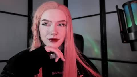 Miss Iris Fansly Miss Iris new inst.  online show from February 20, 2025, 10:59 am