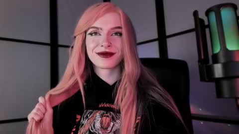 Miss Iris Fansly Miss Iris new inst.  online show from February 21, 2025, 3:21 pm